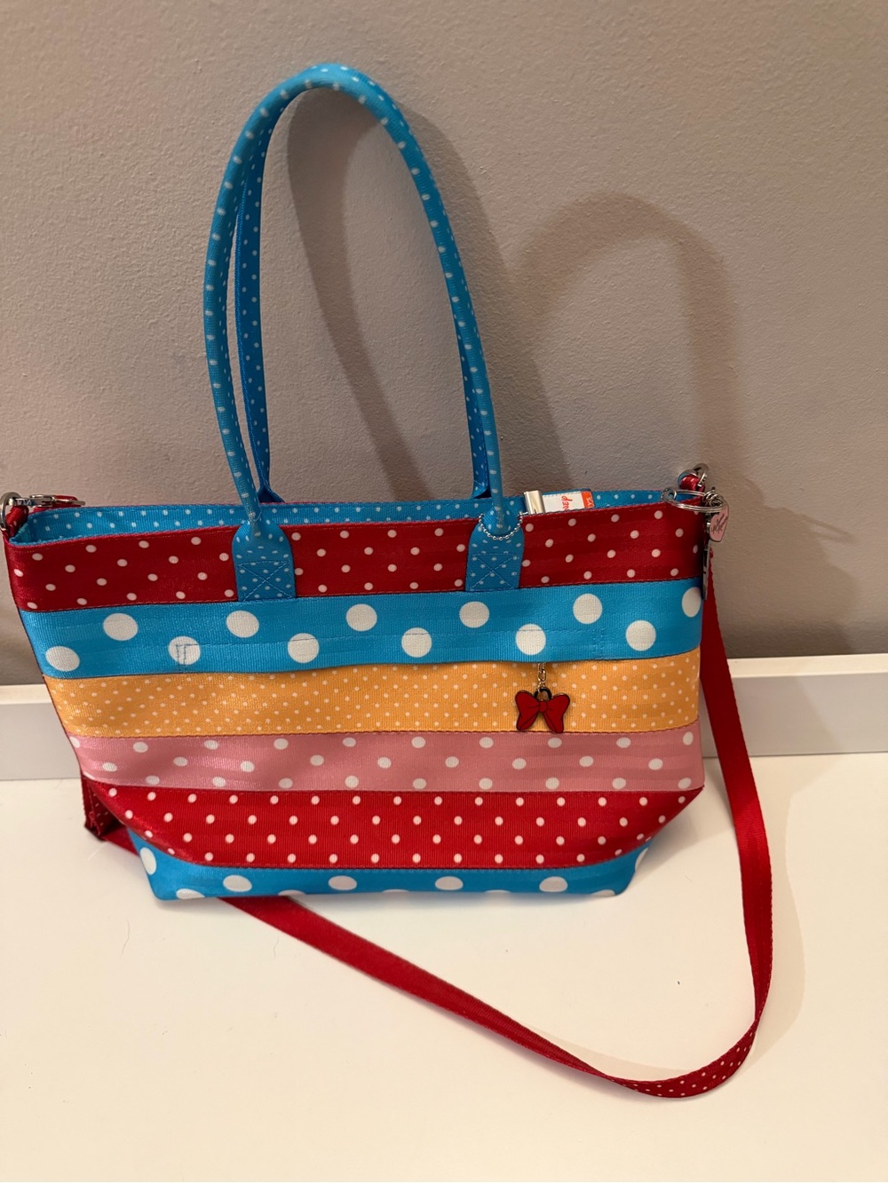 Harveys Seatbelt Bag Minnie Mouse Polka Dot Tote Crossbody Multi Color Striped